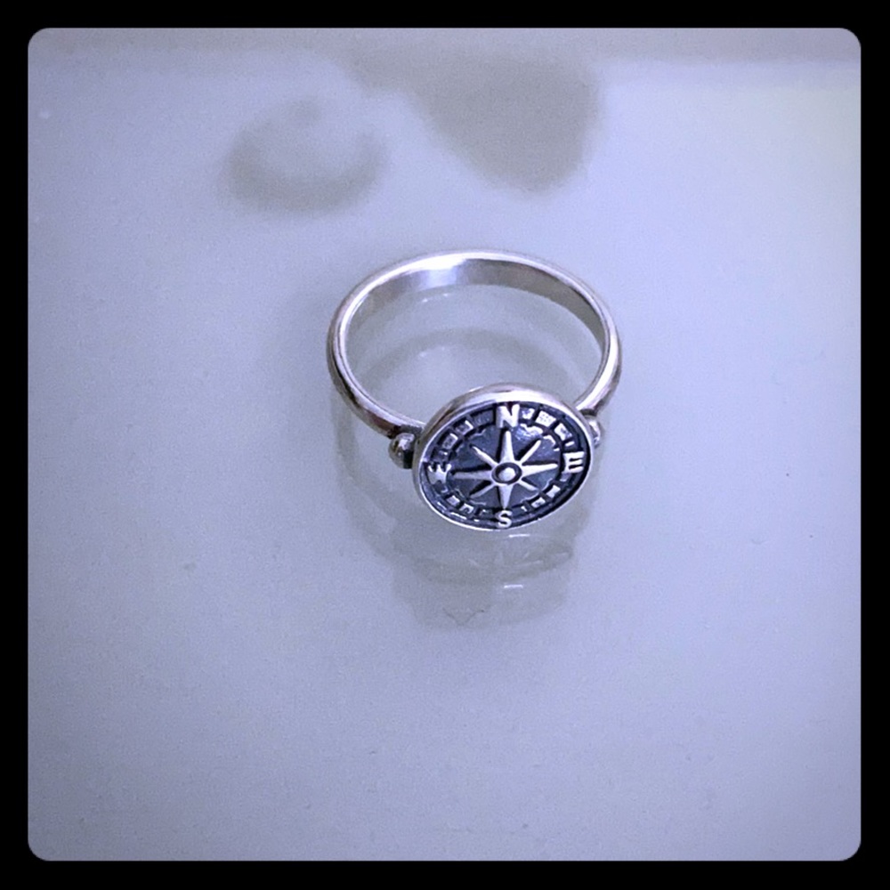 James Avery thumb ring